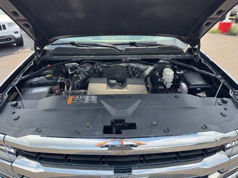 Used 2018 Chevrolet Silverado 1500 LS w/ Trailering Package AWD/4WD image 23