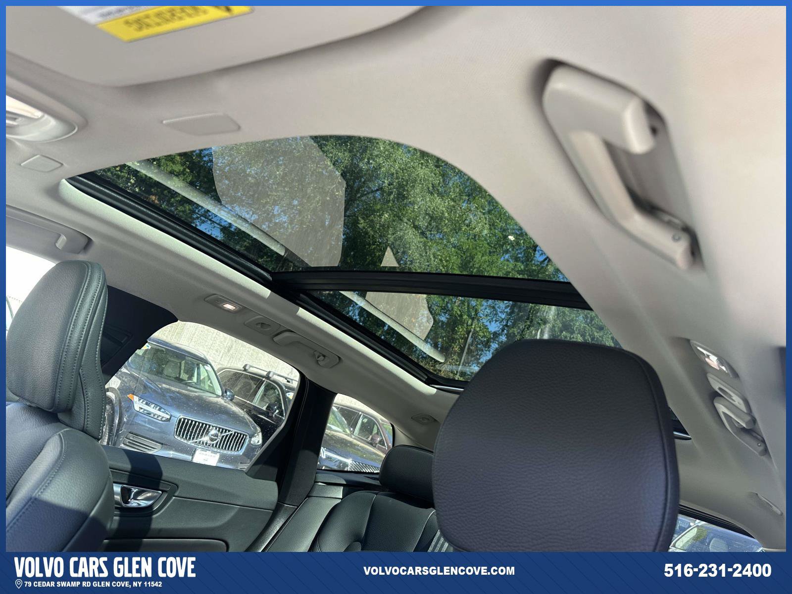 Used 2024 Volvo XC60 B5 Plus w/ Protection Package Premier AWD/4WD image 17