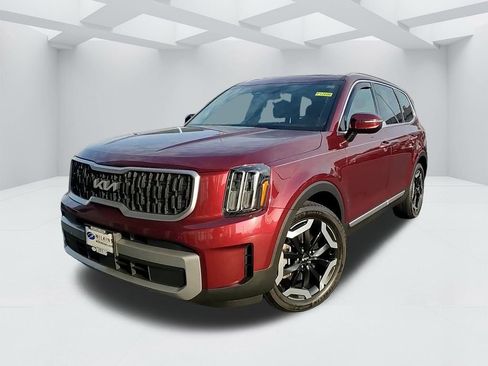 Used 2023 Kia Telluride EX image 9