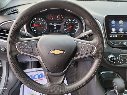 Used 2025 Chevrolet Malibu LT FWD image 20