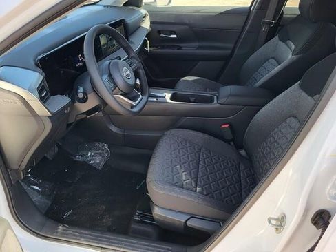 New 2025 Nissan Kicks SV w/ Illumination Package image 14