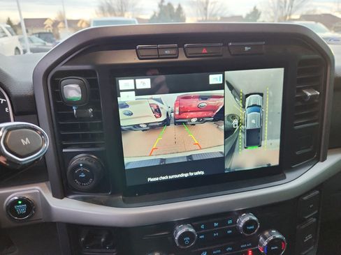 Certified 2022 Ford F150 XLT w/ Equipment Group 302A High image 17