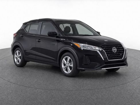 Used 2024 Nissan Kicks S FWD image 1