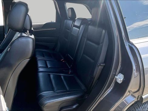 Used 2020 Jeep Grand Cherokee Limited w/ Luxury Group II AWD/4WD image 20