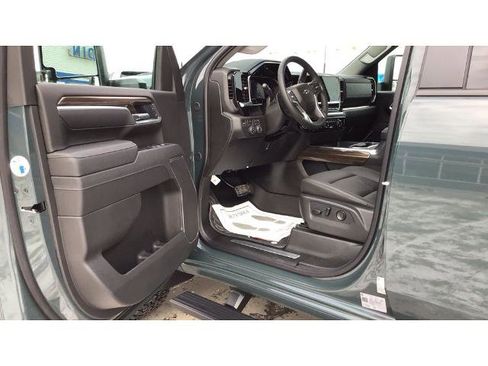 New 2026 Chevrolet Silverado 2500 LT w/ Trail Boss Package image 9