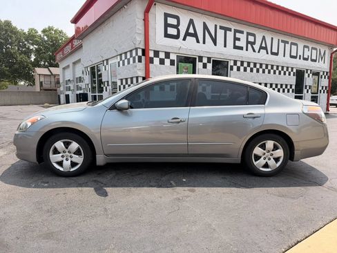 Used 2008 Nissan Altima 2.5 S FWD image 2