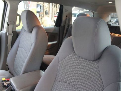 Used 2012 Chevrolet Traverse LS FWD image 22
