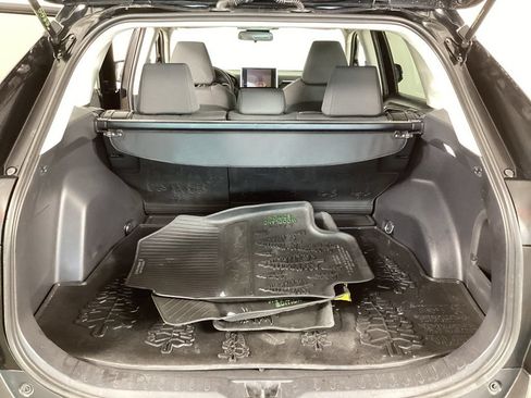 Used 2024 Toyota RAV4 AWD Hybrid image 30