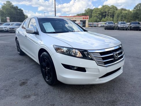 Used 2010 Honda Crosstour EX-L image 2
