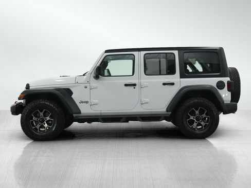 Used 2018 Jeep Wrangler Unlimited Sport S AWD/4WD image 2
