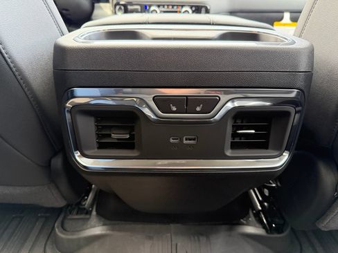 New 2026 GMC Sierra 2500 SLT w/ SLT Premium Package AWD/4WD image 28