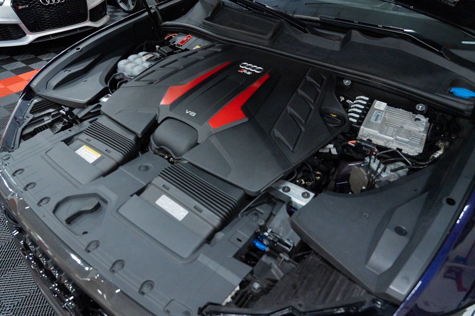Used 2023 Audi RS Q8 AWD/4WD image 64