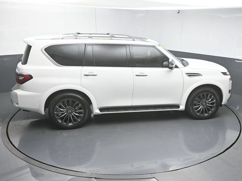 Used 2023 Nissan Armada Platinum w/ Captain's Chairs Package AWD/4WD image 49