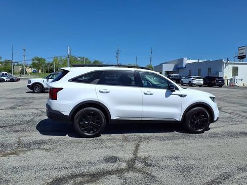 Used 2023 Kia Sorento S w/ Panoramic Sunroof Package AWD/4WD image 19