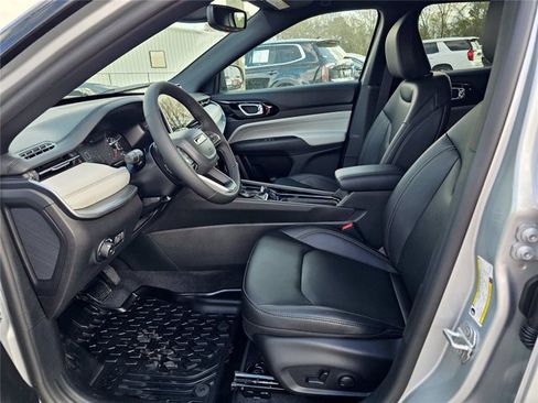 New 2026 Jeep Compass Limited AWD/4WD image 36
