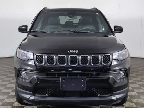 Used 2023 Jeep Compass Latitude w/ Sun and Sound Group AWD/4WD image 10