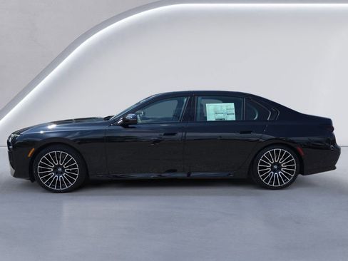 New 2026 BMW 740i xDrive AWD/4WD image 6