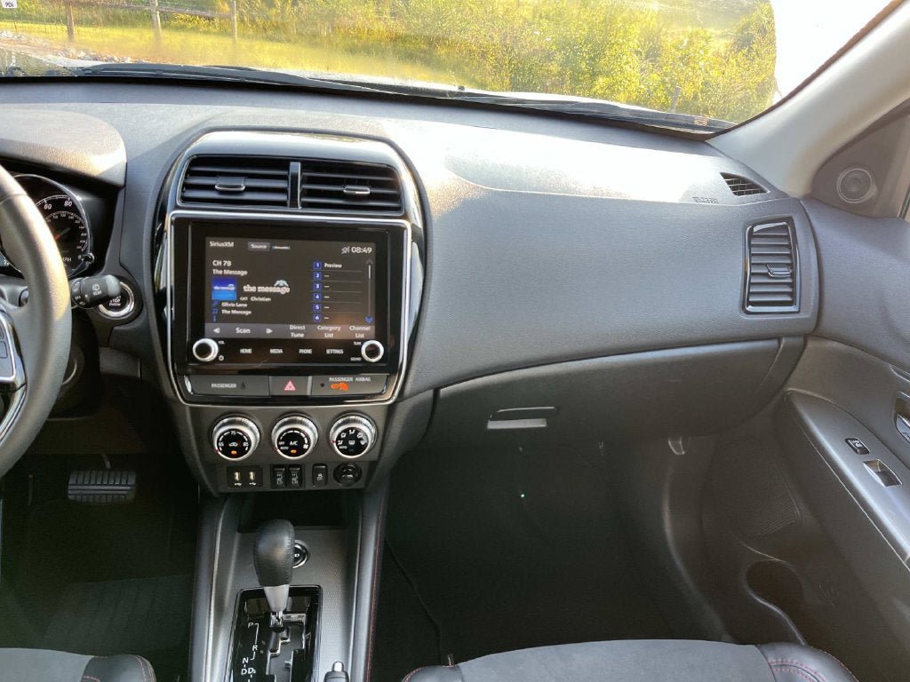 Used 2024 Mitsubishi Outlander Sport SE AWD/4WD image 11