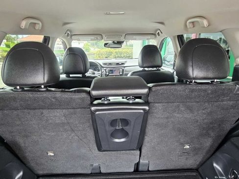 Used 2020 Nissan Rogue SL FWD image 18
