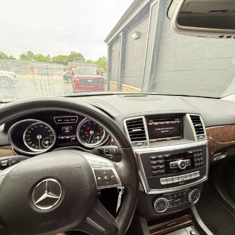 Used 2013 Mercedes-Benz GL 450 4MATIC image 13