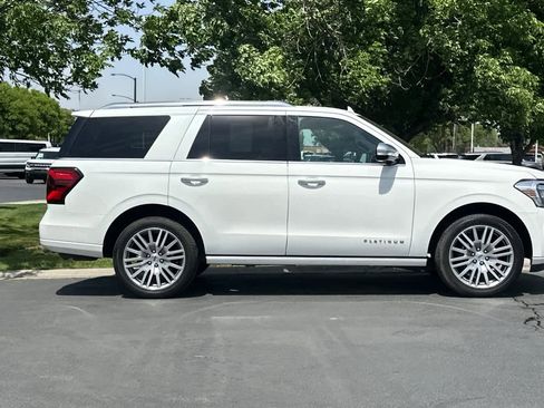 Certified 2023 Ford Expedition Platinum AWD/4WD image 8