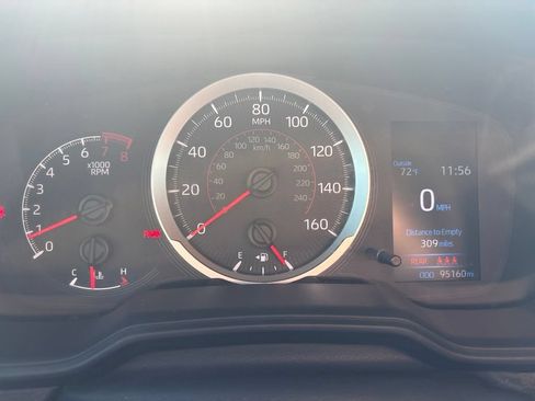 Used 2021 Toyota Corolla SE FWD image 15