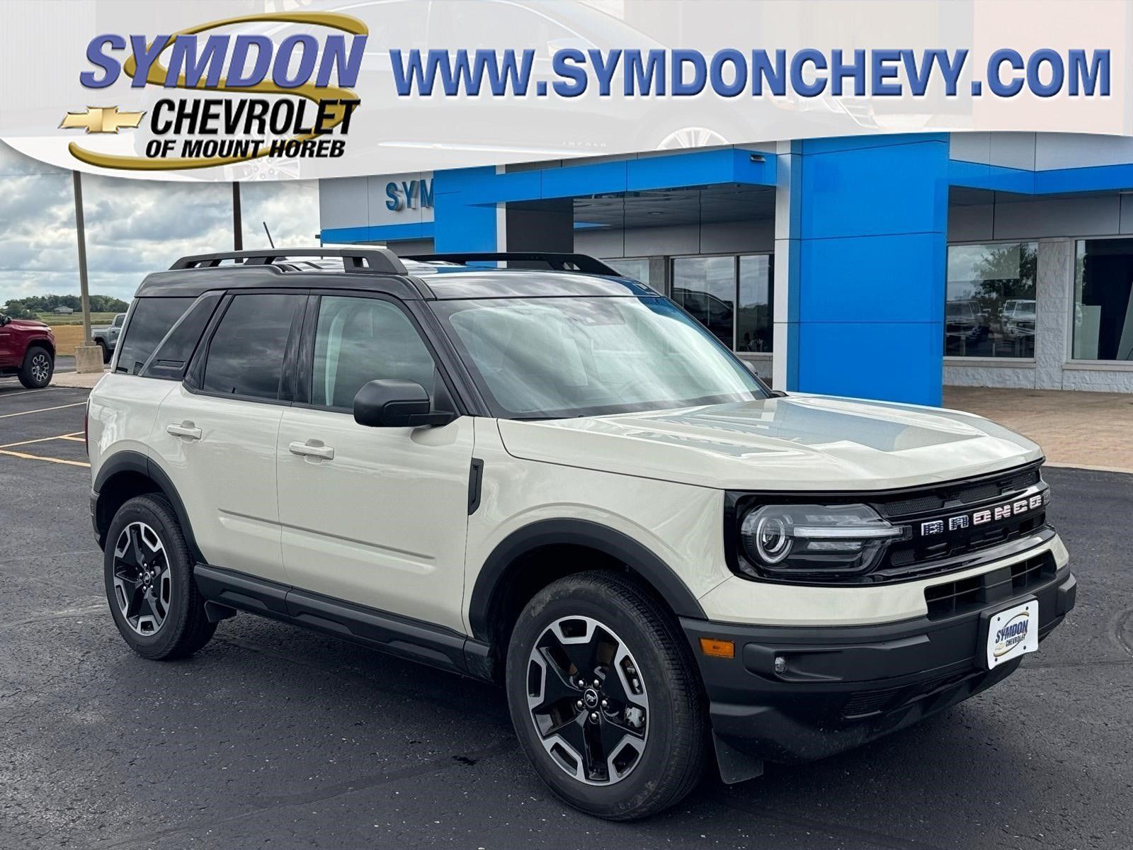 Used 2024 Ford Bronco Sport Outer Banks w/ Tech Package AWD/4WD image 1