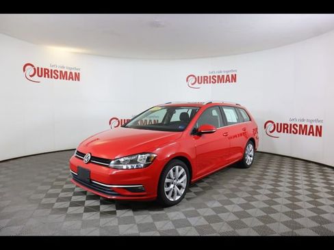 Used 2018 Volkswagen Golf SEL image 4