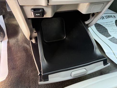Used 2016 Honda Odyssey SE image 23
