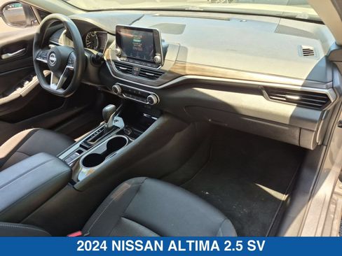 Used 2024 Nissan Altima 2.5 SV AWD/4WD image 24