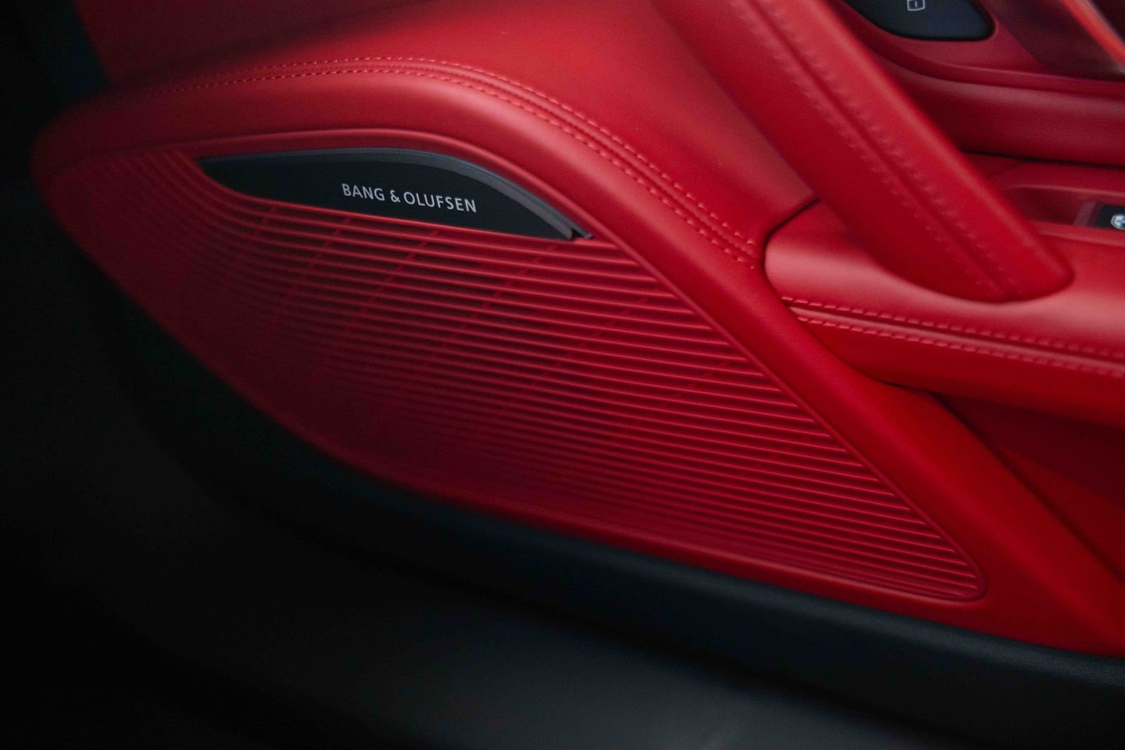 Used 2018 Audi R8 V10 RWD image 18