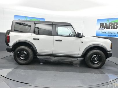 New 2026 Ford Bronco Big Bend w/ Black Diamond Package