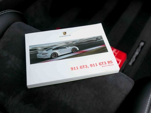 Used 2016 Porsche 911 GT3 RS image 48