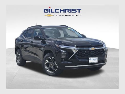 New 2026 Chevrolet Trax LT w/ Driver Confidence Package FWD image 1