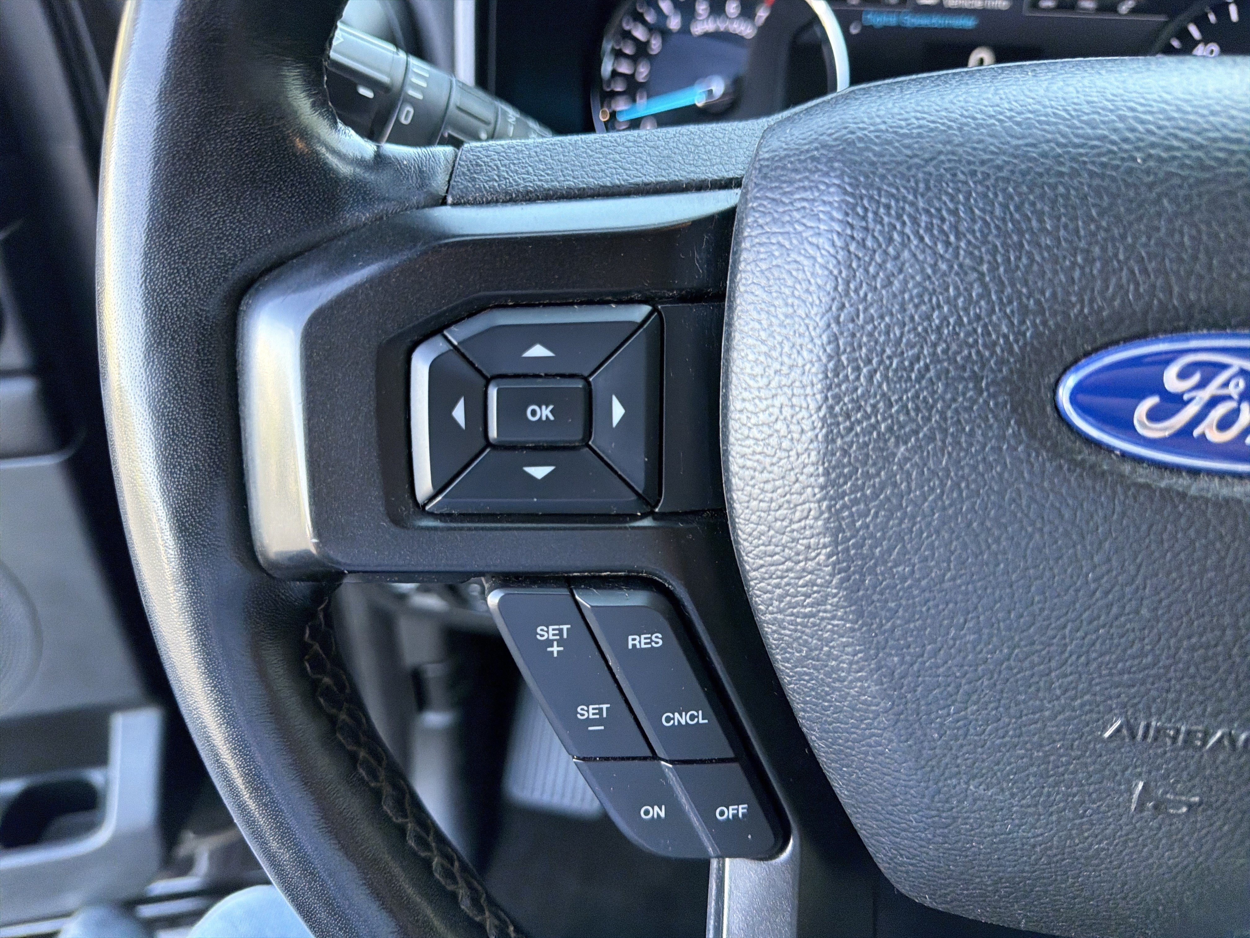 Used 2019 Ford Expedition Max Limited AWD/4WD image 30