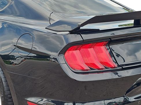 Used 2020 Ford Mustang GT Premium w/ GT Performance Package RWD image 31