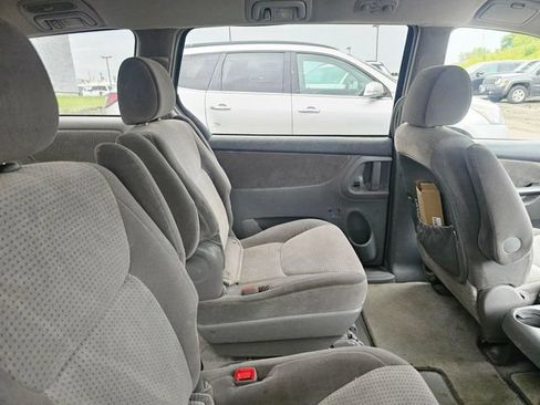 Used 2008 Toyota Sienna LE w/ Towing Prep Pkg FWD image 8