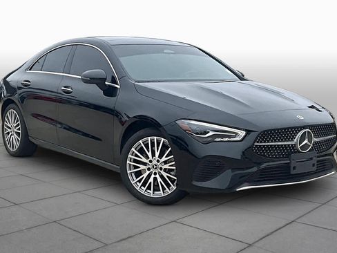 Used 2025 Mercedes-Benz CLA 250 image 2