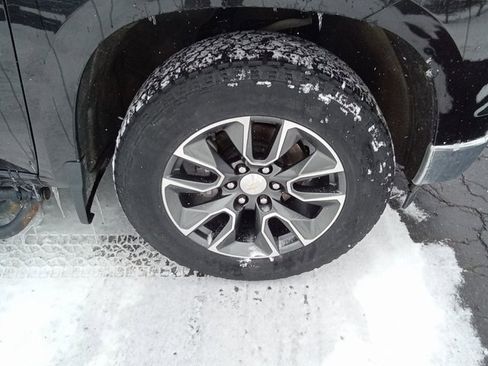 Used 2023 Chevrolet Silverado 1500 LT image 10