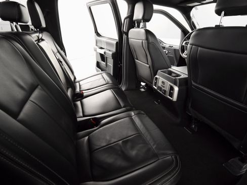 Used 2019 Ford F150 Lariat w/ Equipment Group 502A Luxury image 27