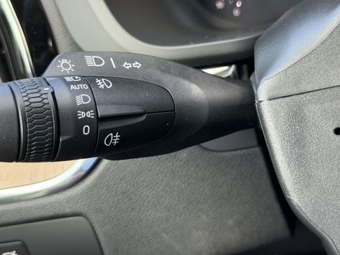 New 2026 Volvo XC60 B5 Core AWD/4WD image 28