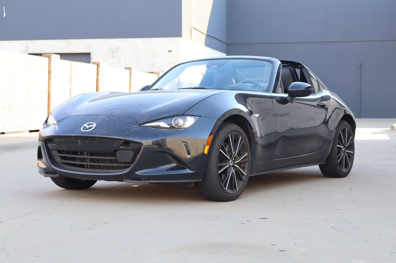 Used 2025 MAZDA MX-5 Miata RF Grand Touring RWD image 2