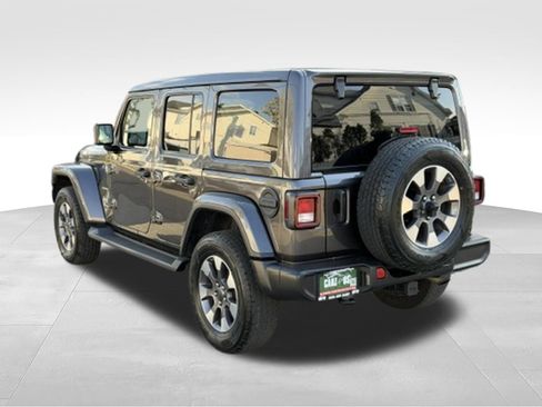 Used 2021 Jeep Wrangler Unlimited Sahara AWD/4WD image 7
