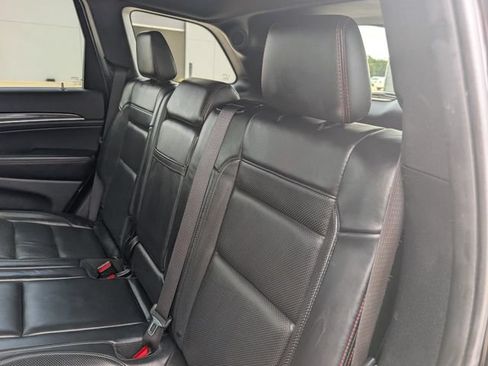 Used 2020 Jeep Grand Cherokee Trailhawk w/ Trailhawk Luxury Group AWD/4WD image 27