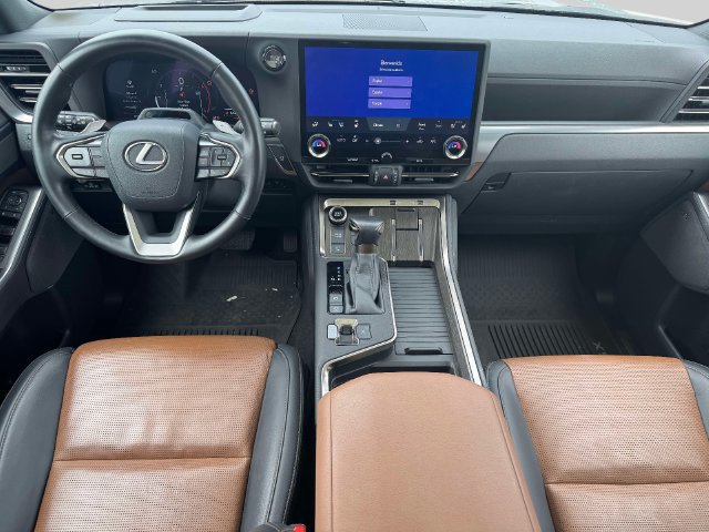 Used 2024 Lexus GX 550 w/ Accessory Package (2T) AWD/4WD image 19