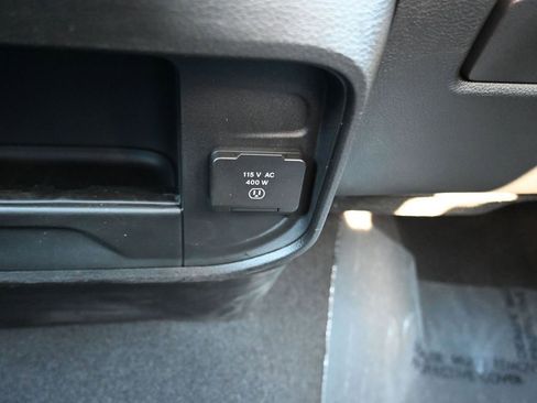 New 2025 RAM 2500 Tradesman image 27