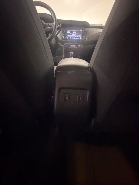 Used 2023 Nissan Kicks SR w/ Interior Electronics Package FWD image 24