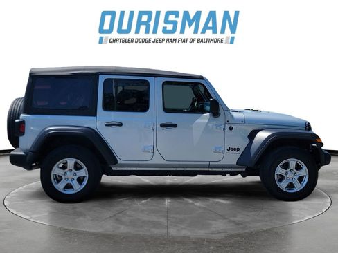 Used 2023 Jeep Wrangler Unlimited Sport AWD/4WD image 7