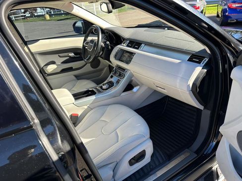 Used 2015 Land Rover Range Rover Evoque Pure Premium image 14
