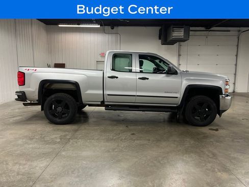 Used 2016 Chevrolet Silverado 2500 W/T image 6